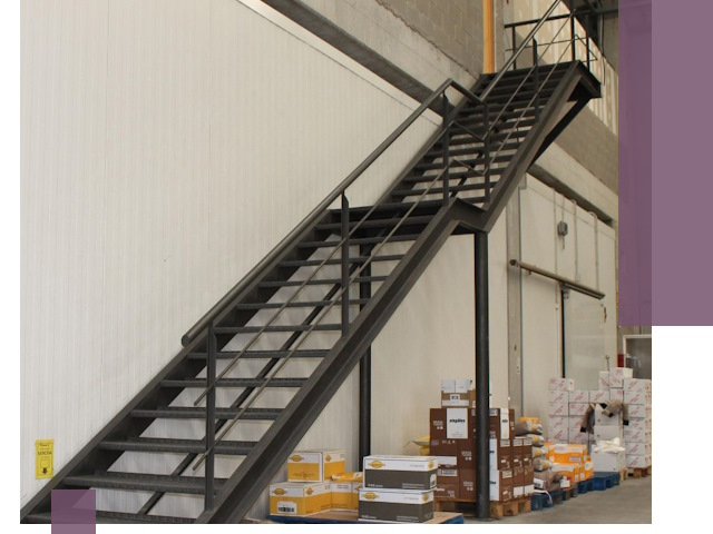 Лестницы для производства в Изобильном — изготовление и монтаж