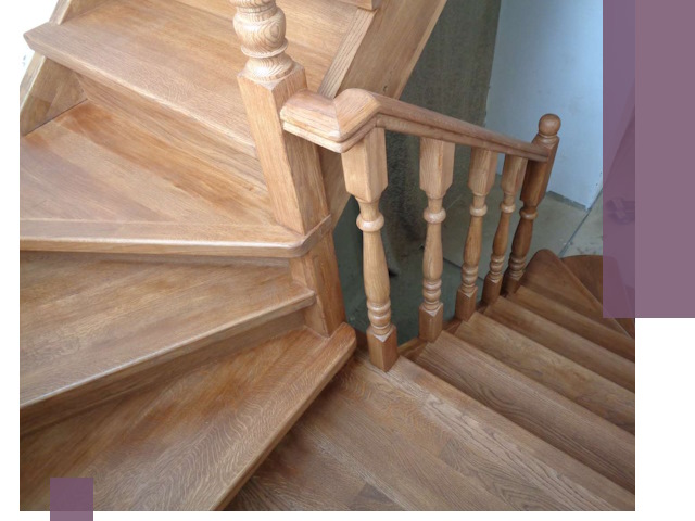 Дубовые лестницы под ключ в Изобильном: изготовление и монтаж