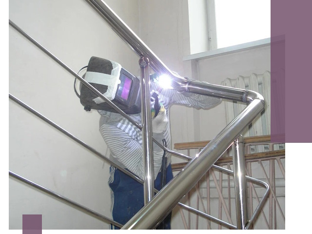 Монтаж перил и ограждений качественно в Изобильном