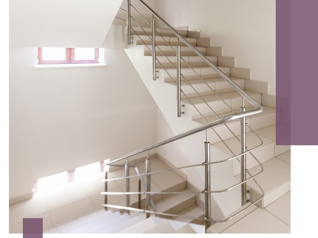 Установка и замена перил в подъезде в Изобильном