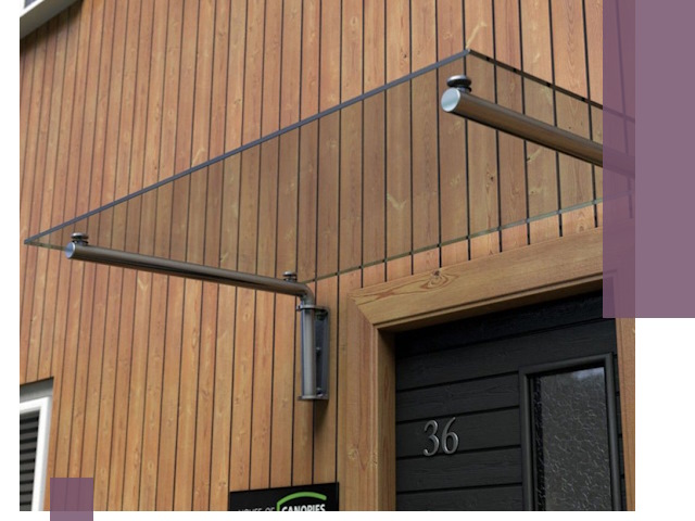 Стеклянные козырьки на входы и фасады в Изобильном