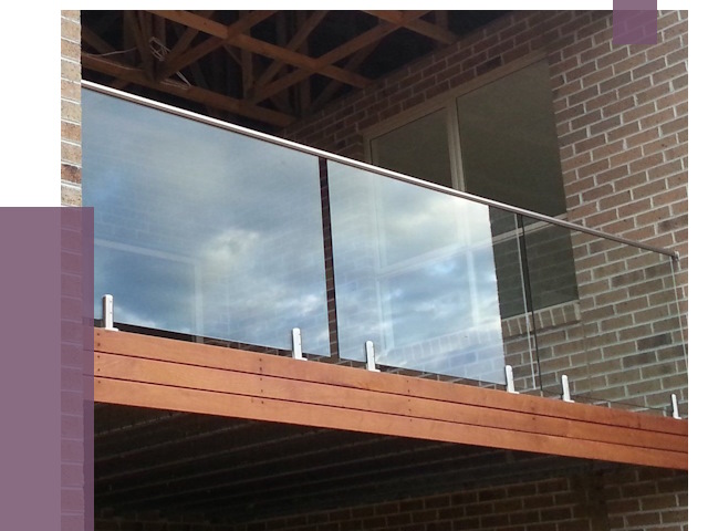 Стеклянные парапеты на крыше и террасе в Изобильном от 11687 руб. | ПРОЛЁТ-Збл